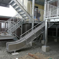 【階段】外部階段/避難用滑り台